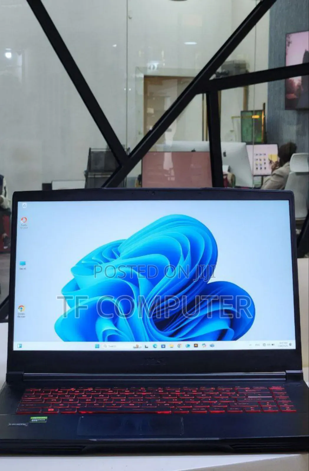 New Laptop MSI GF63 12GB Intel Core I5 SSD 512GB