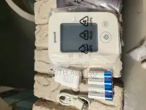 Photo - Digital Blood Pressuer Monitor想法bp Monitor New Digital