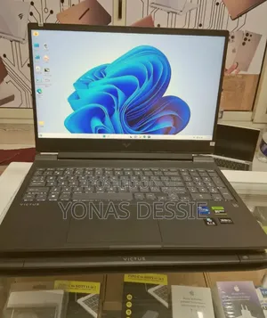 New Laptop HP Victus 16 16GB Intel Core I7 SSD 1T