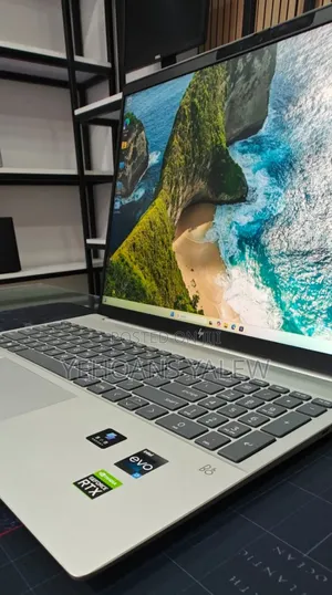 New Laptop HP 16GB Intel Core I7 SSD 1T