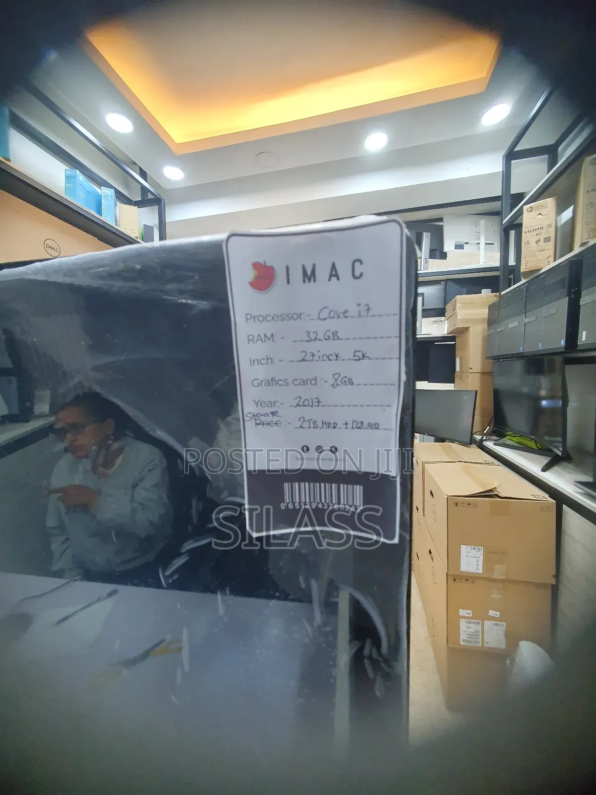 iMac With Apple 27-Inch 21:9 Widescreen