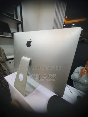 iMac With Apple 27-Inch 21:9 Widescreen