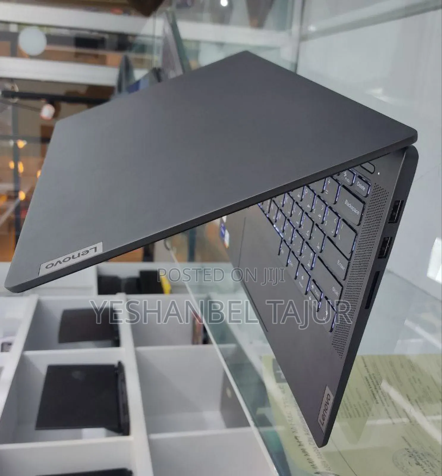 New Laptop HP Stream Notebook 16GB Intel Core I7 SSD 256GB