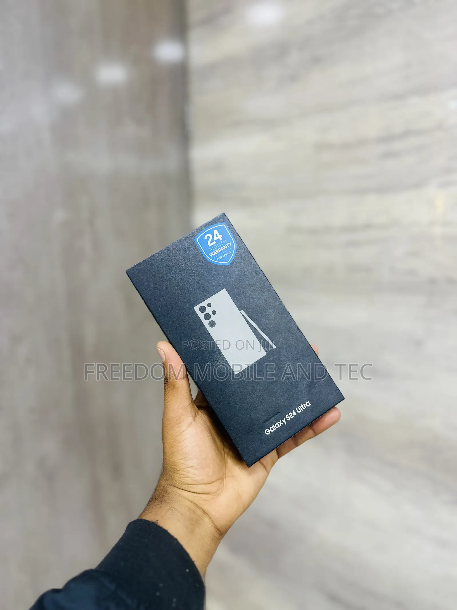 New Samsung Galaxy S24 Ultra 256 GB