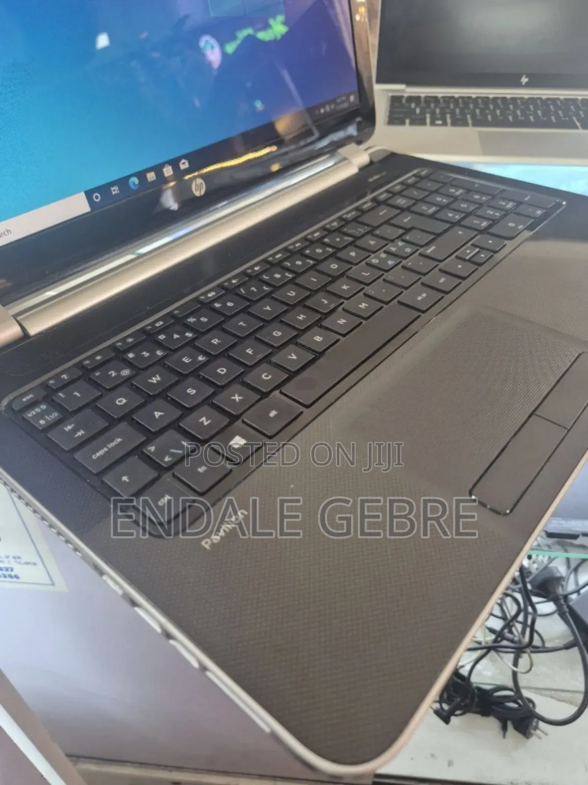 New Laptop HP Pavilion 15 8GB AMD A8 SSD 72GB