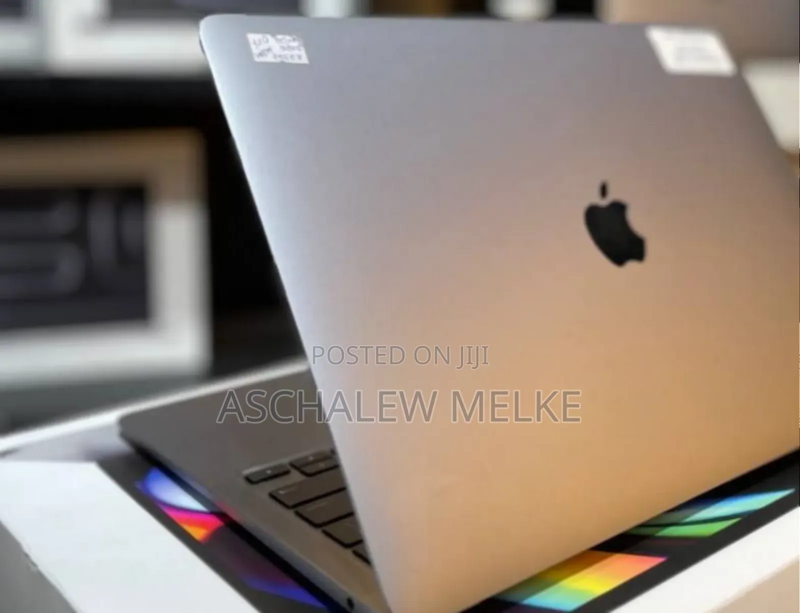 New Laptop Apple MacBook Air 2020 M1 8GB Apple M1 SSD 256GB