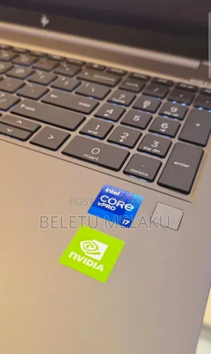 New Laptop HP ZBook Firefly G8 16GB Intel Core I7 SSD 1T