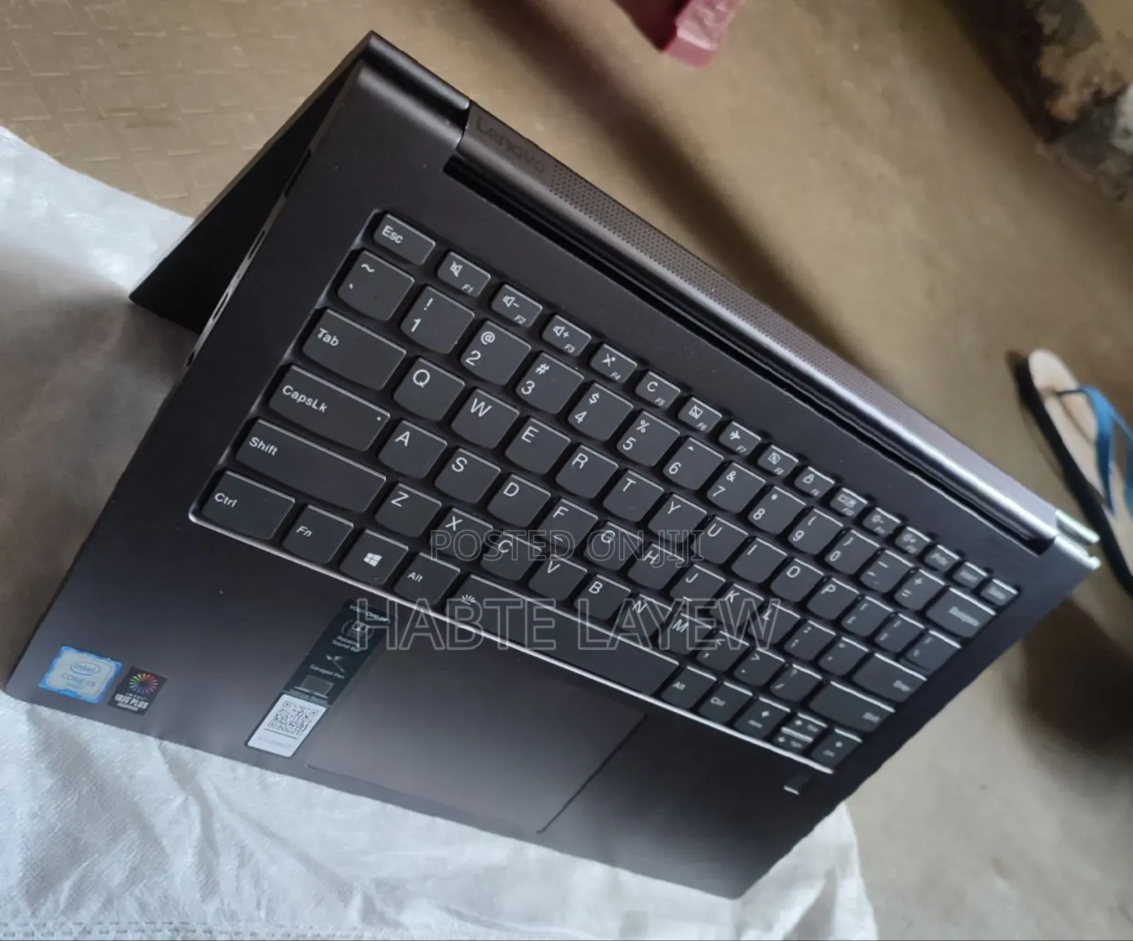 New Laptop Lenovo Yoga 330 16GB Intel Core I7 SSD 512GB