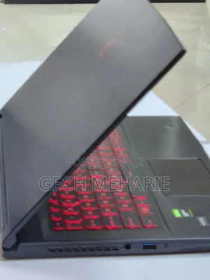 New Laptop MSI GF63 12GB Intel Core I5 SSD 512GB