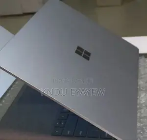 New Laptop Microsoft Surface 16GB Intel Core I7 SSD 512GB