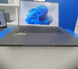 New Laptop Asus ROG Zephyrus G15 16GB Intel Core I9 SSD 1T