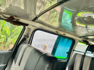 Toyota HiAce 2009 White