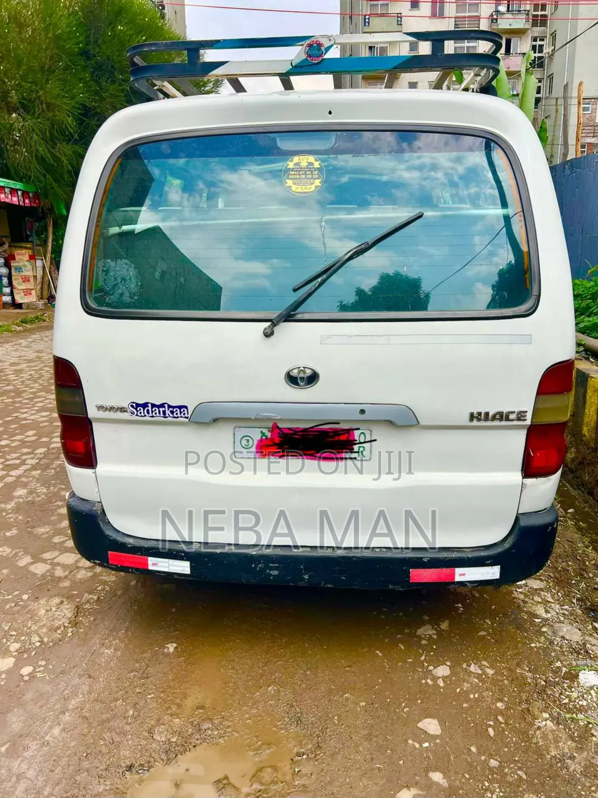 Toyota HiAce 2009 White