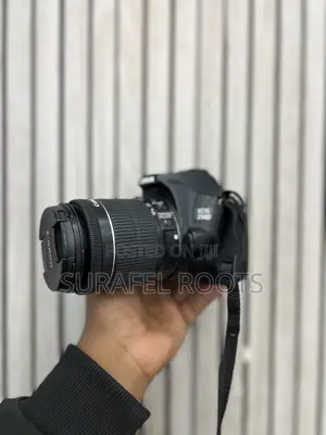 Camera Video 250 D Wiyh Lens
