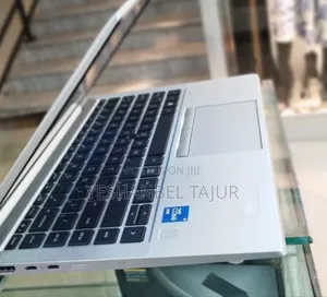 New Laptop HP EliteBook 840 G8 16GB Intel Core I5 SSD 512GB