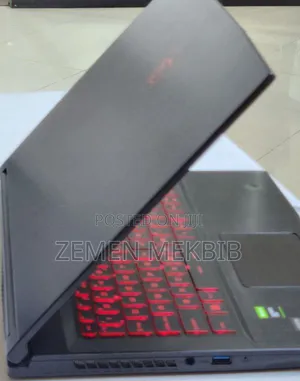 New Laptop MSI GF63 12GB Intel Core I5 SSD 512GB