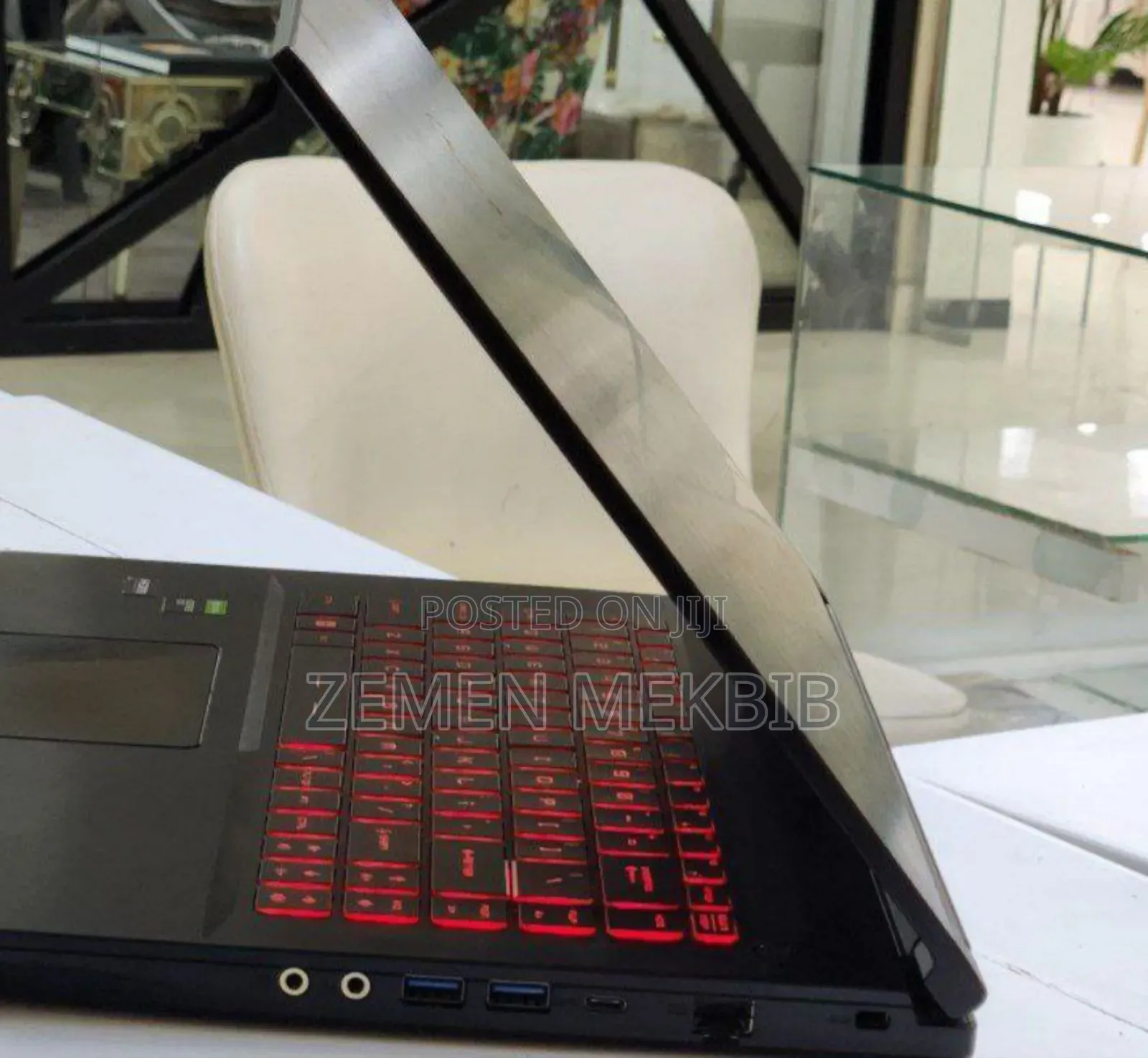 New Laptop MSI GF63 12GB Intel Core I5 SSD 512GB