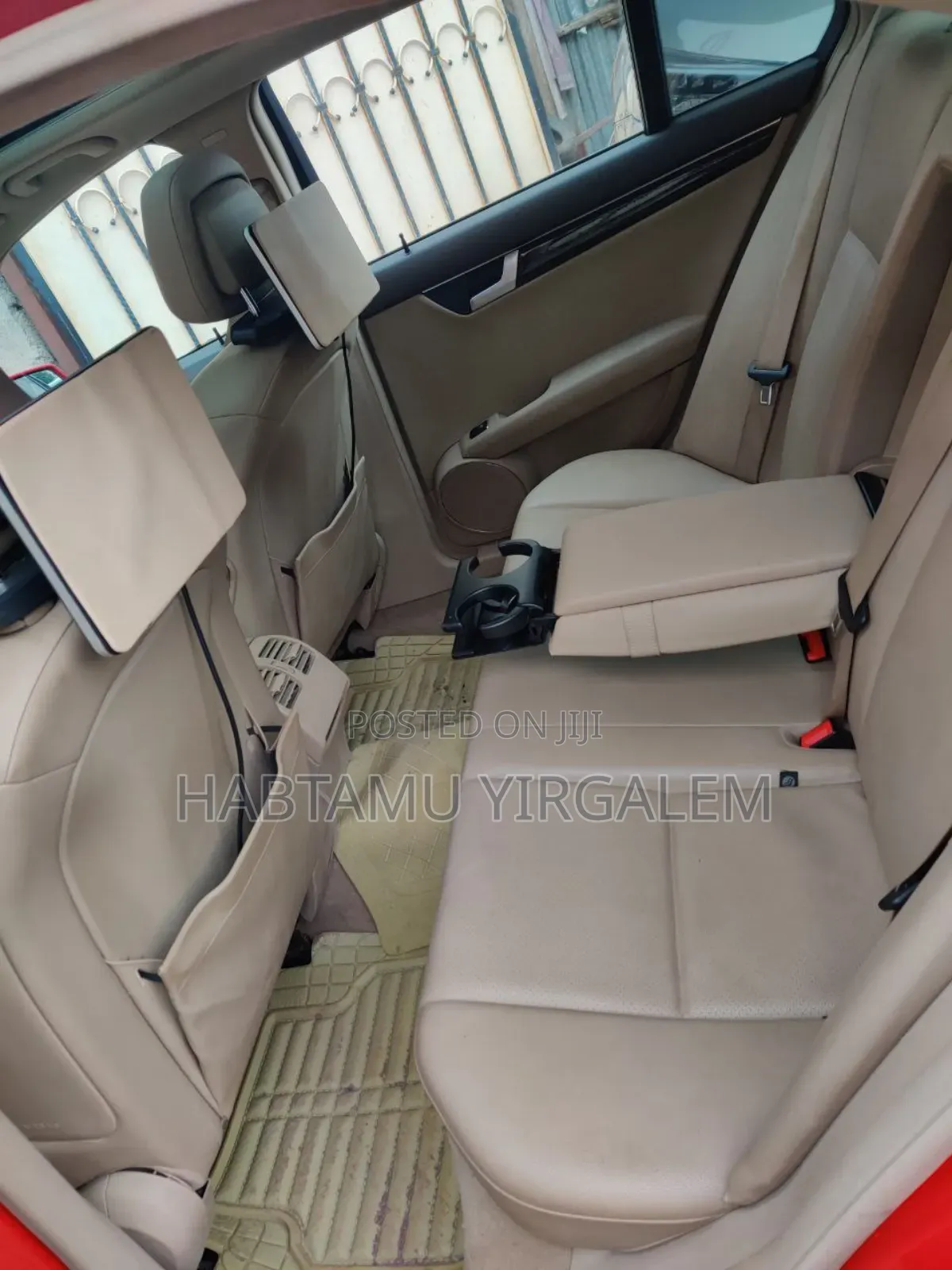 Mercedes-Benz C250 2014 Red