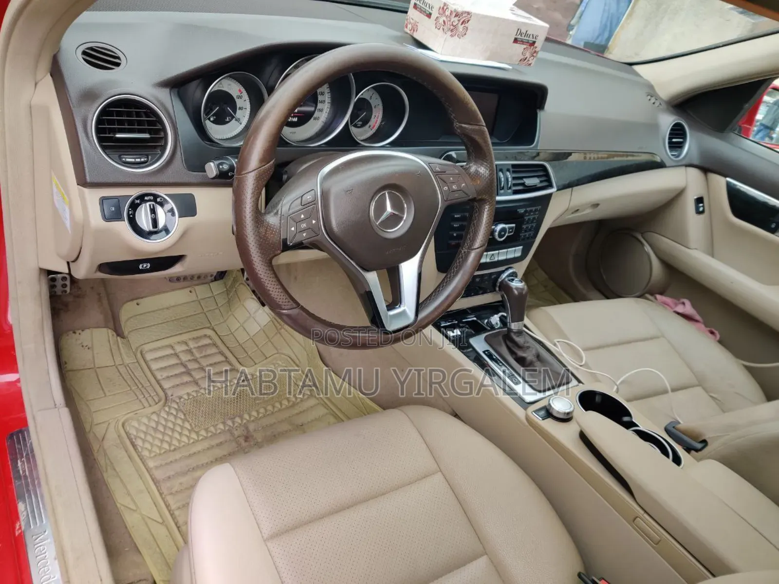 Mercedes-Benz C250 2014 Red