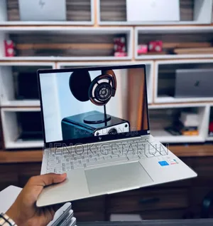 New Laptop HP Pavilion 15 16GB Intel Core I5 SSD 1T