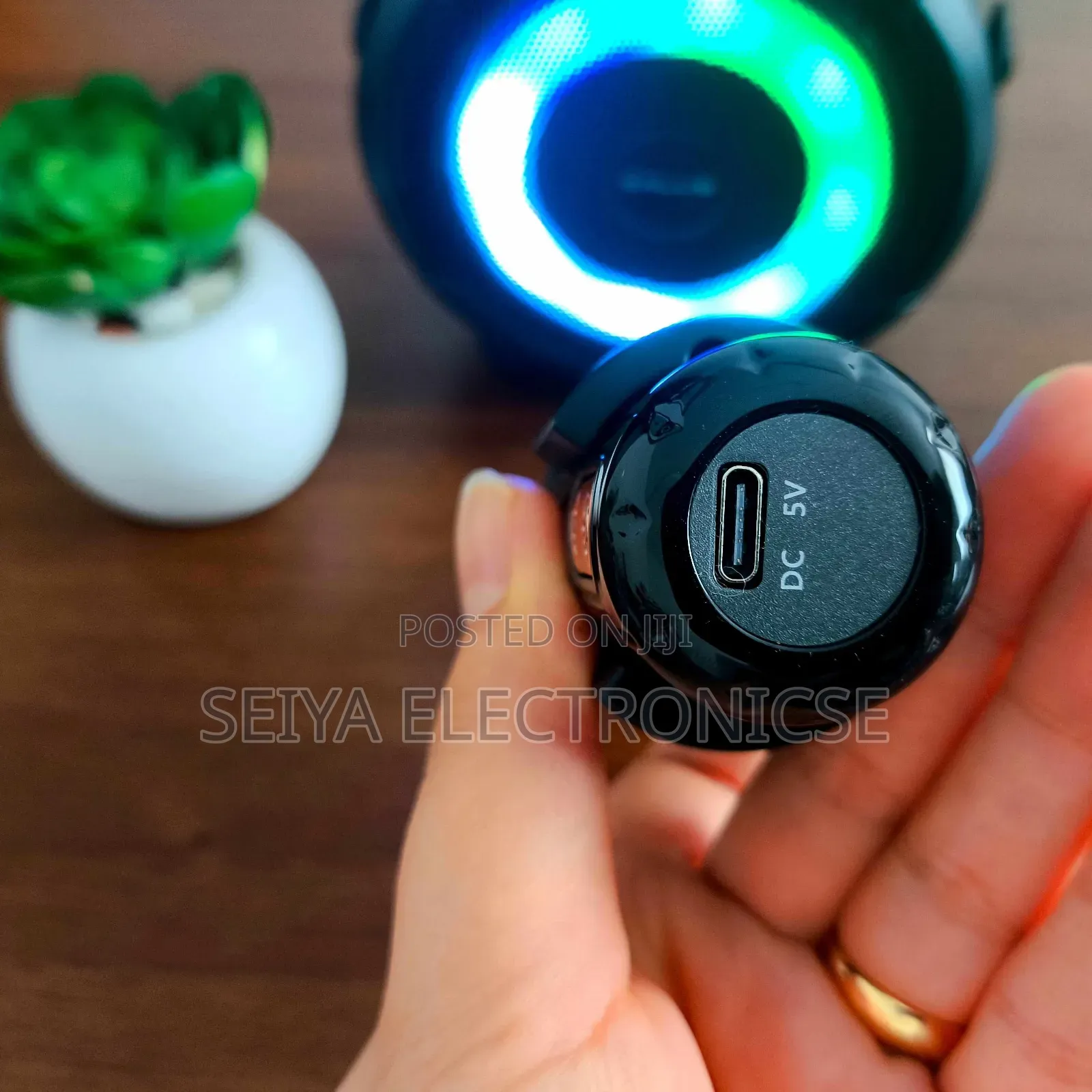 Calus Microphone Speakers