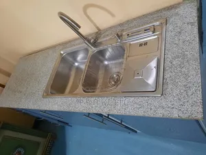 ኪችን ካብኔት 1.90c.M