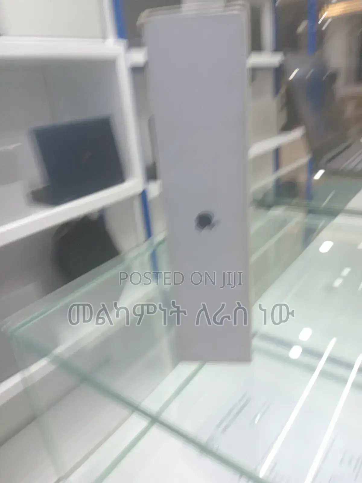 New Laptop Apple MacBook Pro 2024 M4 14-Inch 16GB Apple M4 SSD 512GB