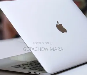 New Laptop Apple MacBook Pro 2019 8GB Intel Core I5 SSD 256GB