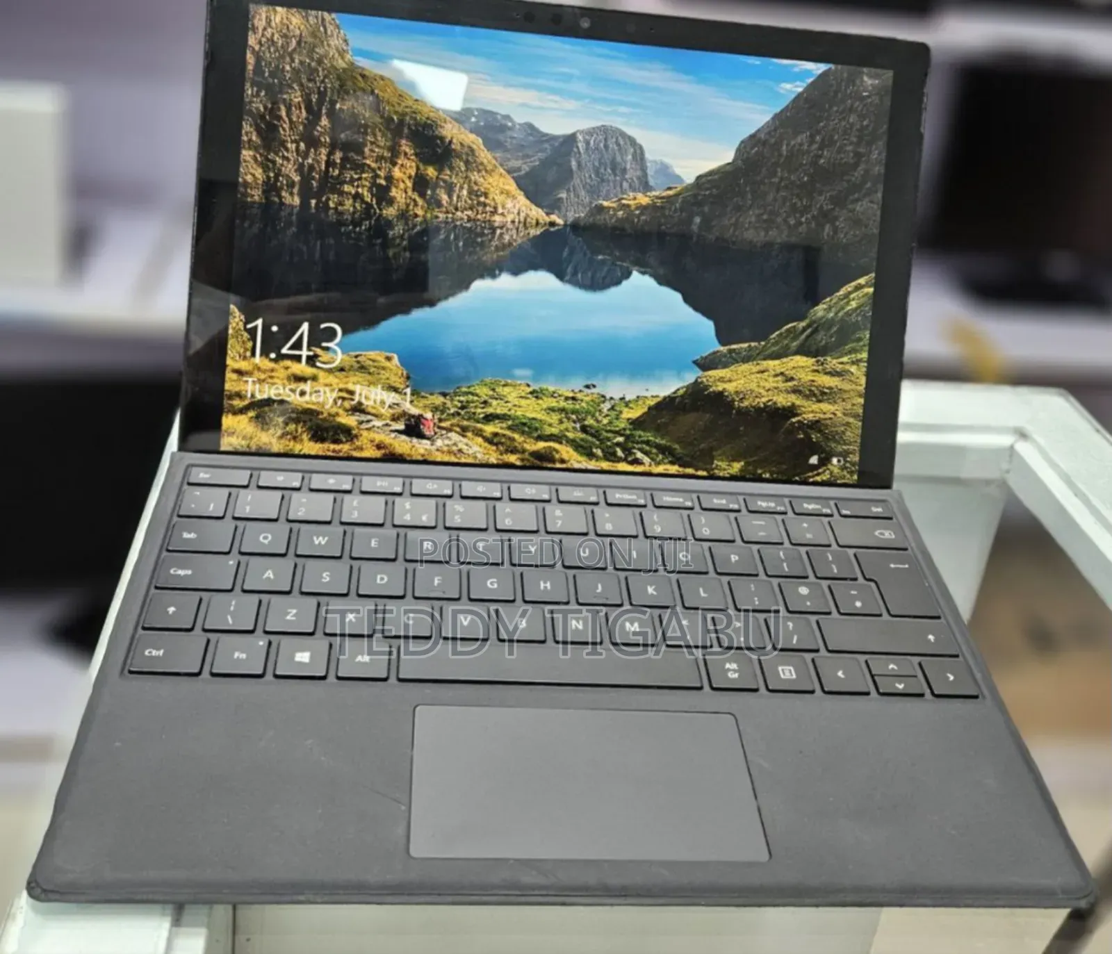 New Laptop Microsoft Surface Pro 7 16GB Intel Core I7 SSD 512GB