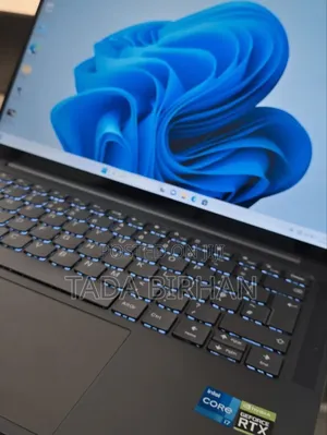 New Laptop Lenovo Yoga 7i 16GB Intel Core i7 SSD 512GB