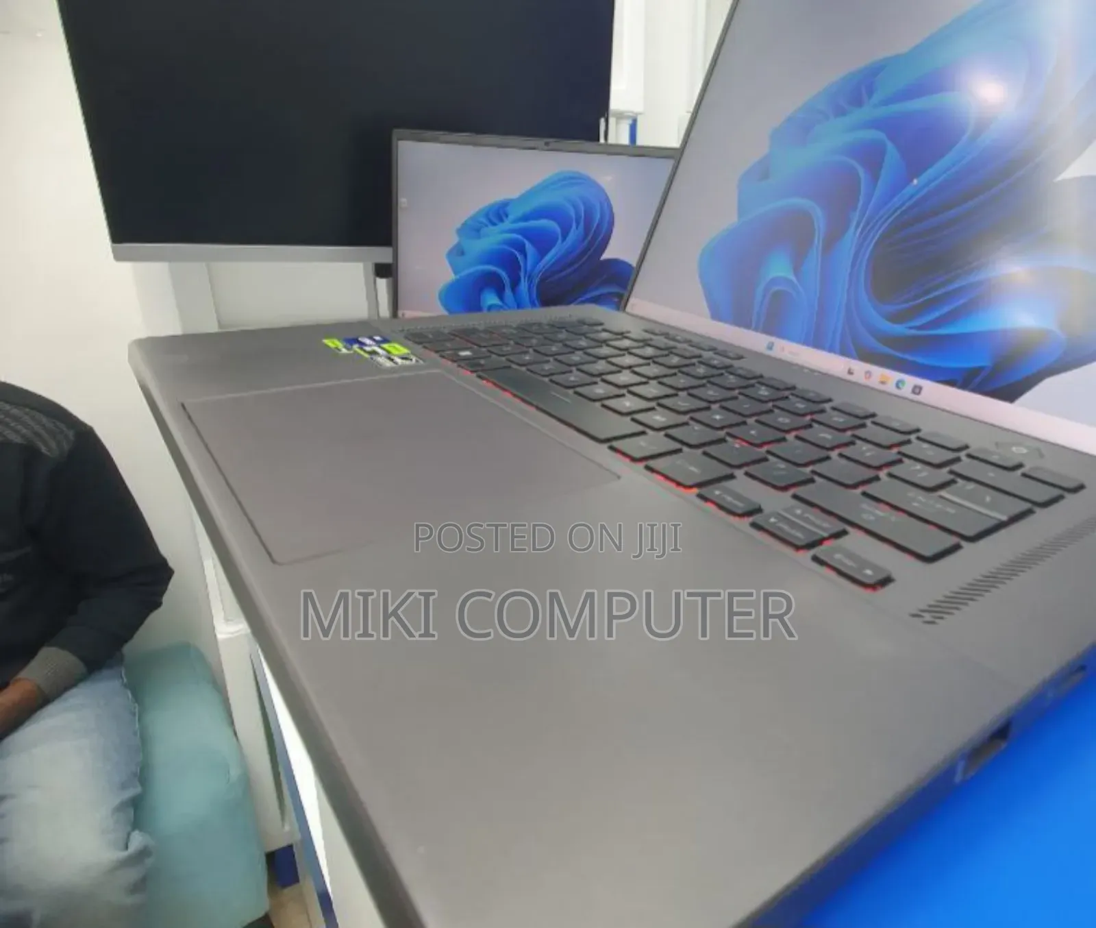 New Laptop Asus ROG Zephyrus G15 16GB Intel Core I9 SSD 1T