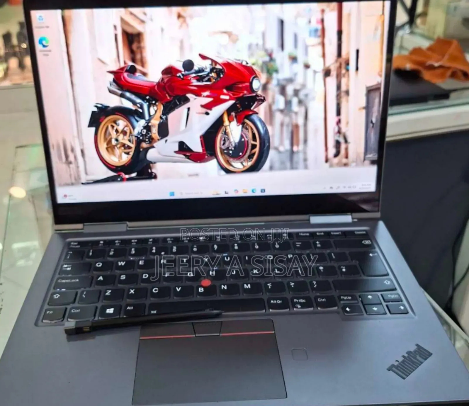 New Laptop Lenovo ThinkPad Yoga 16GB Intel Core I7 SSD 512GB