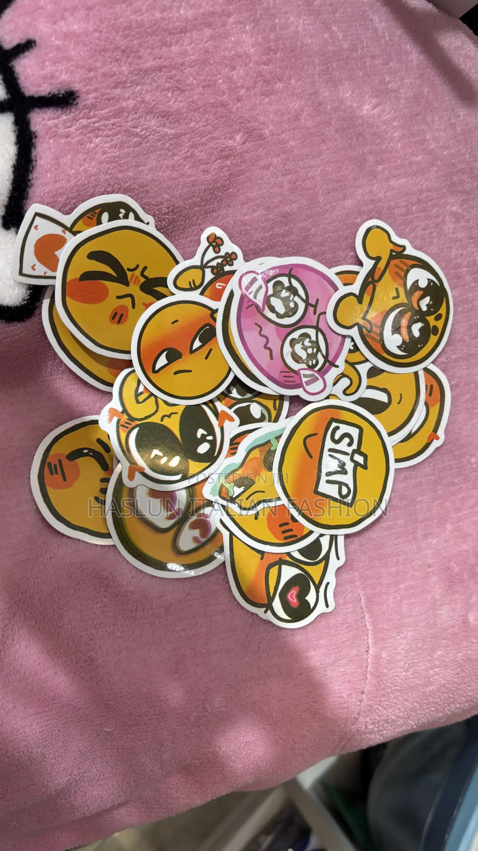 Cute Face Emoticon Stickers!
