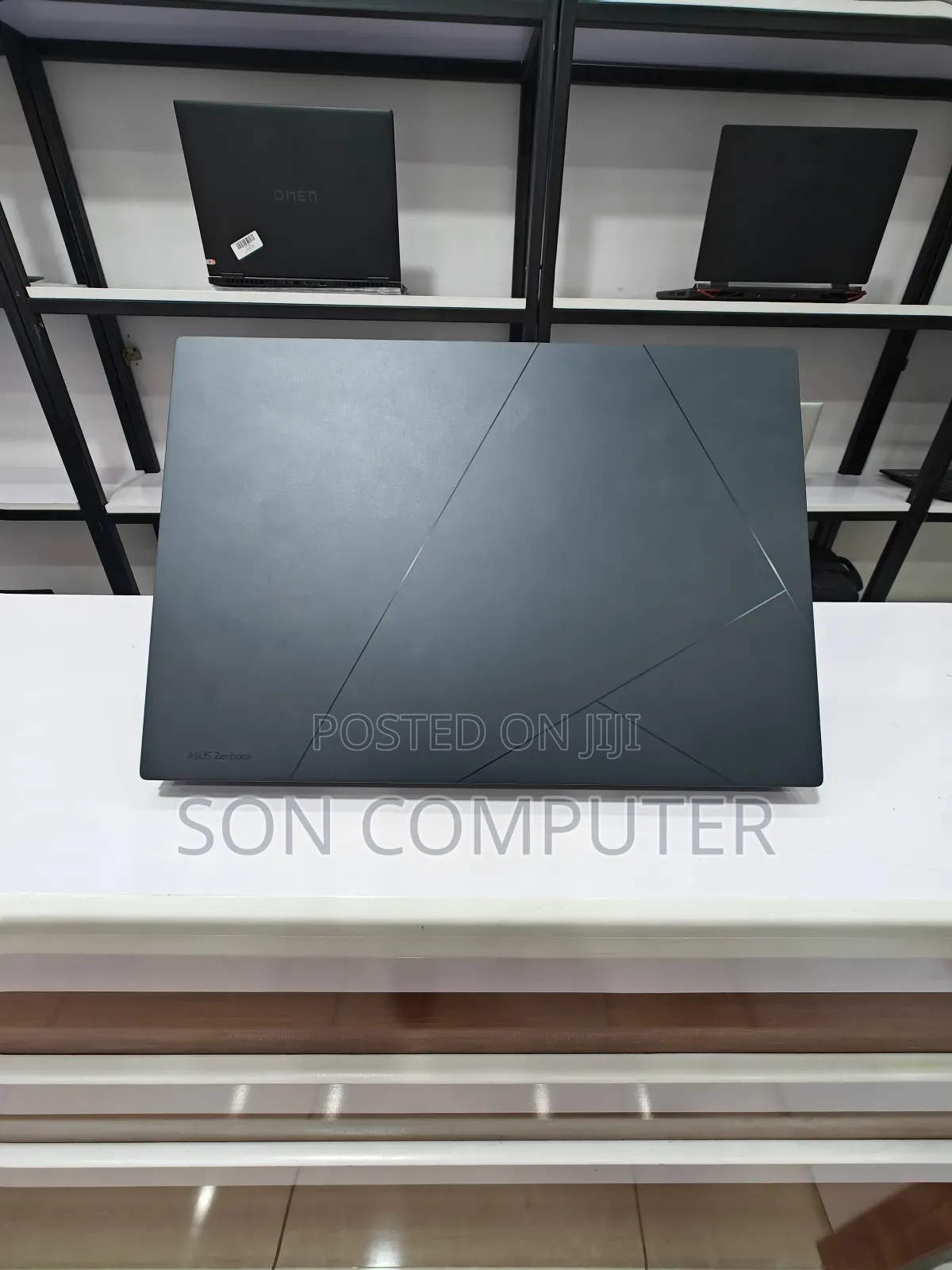 New Laptop Asus ZenBook 13 UX331UN 16GB Intel SSD 512GB