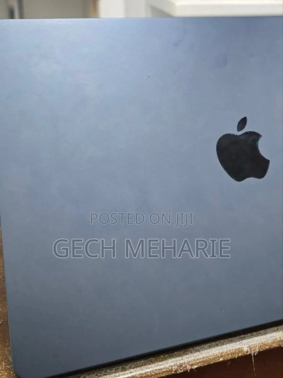 New Laptop Apple MacBook Air 2022 M2 8GB Apple M2 SSD 256GB