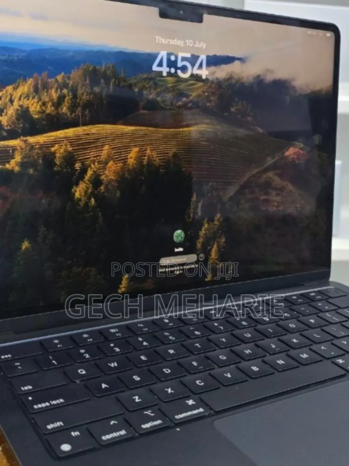 New Laptop Apple MacBook Air 2022 M2 8GB Apple M2 SSD 256GB