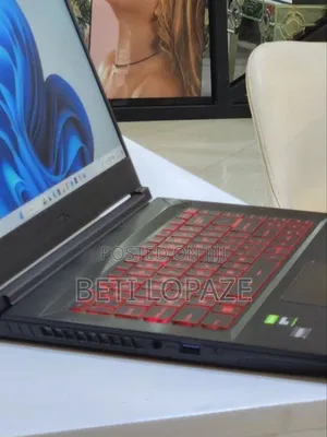 New Laptop MSI GF63 12GB Intel Core I5 SSD 512GB