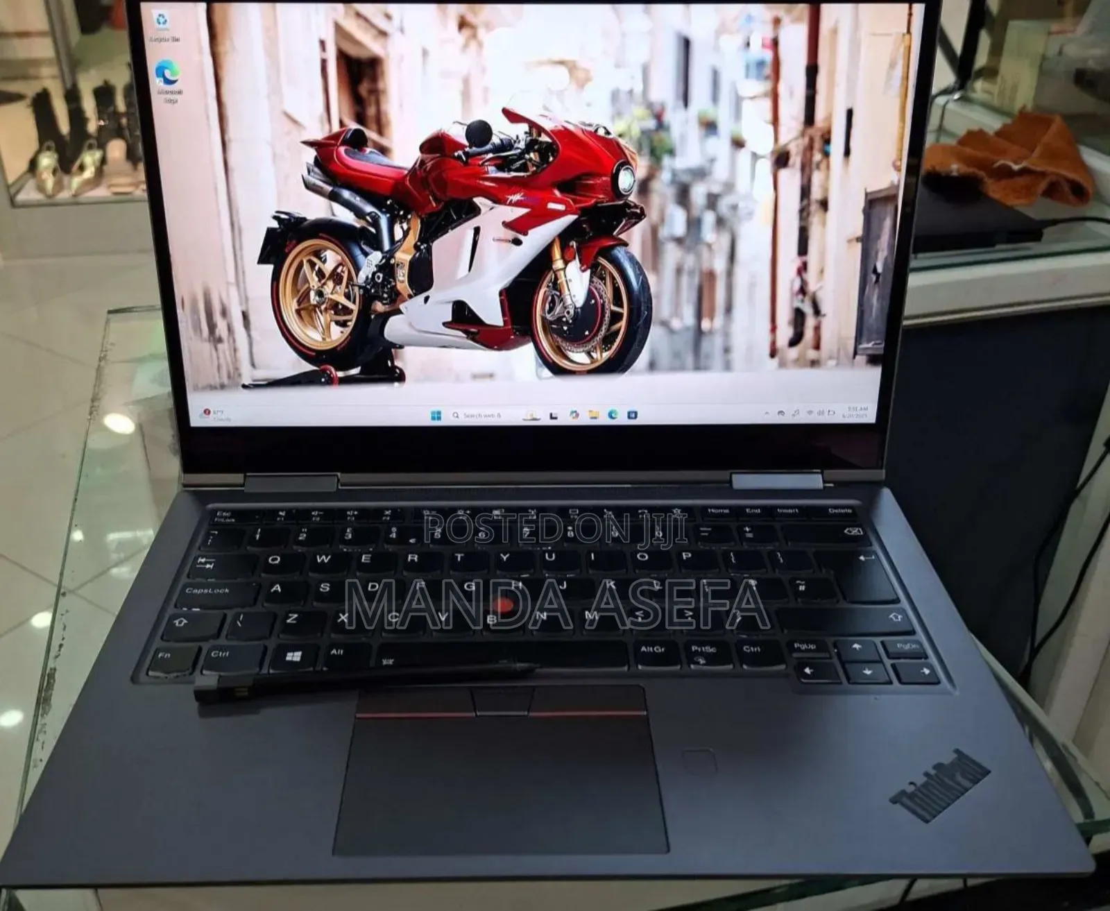 New Laptop Lenovo ThinkPad Yoga 16GB Intel Core I7 SSD 512GB