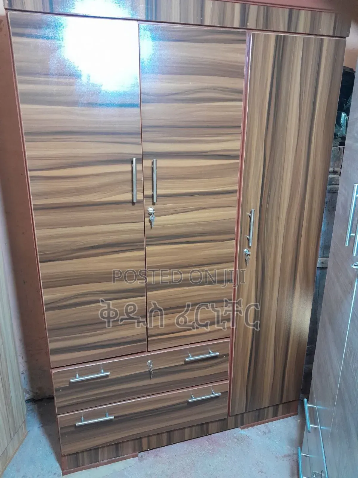 ቁምሳጥን + አልጋ + ፍራሽ + ባለ 3 ሶፋ ሙሉ ፓኬጅ