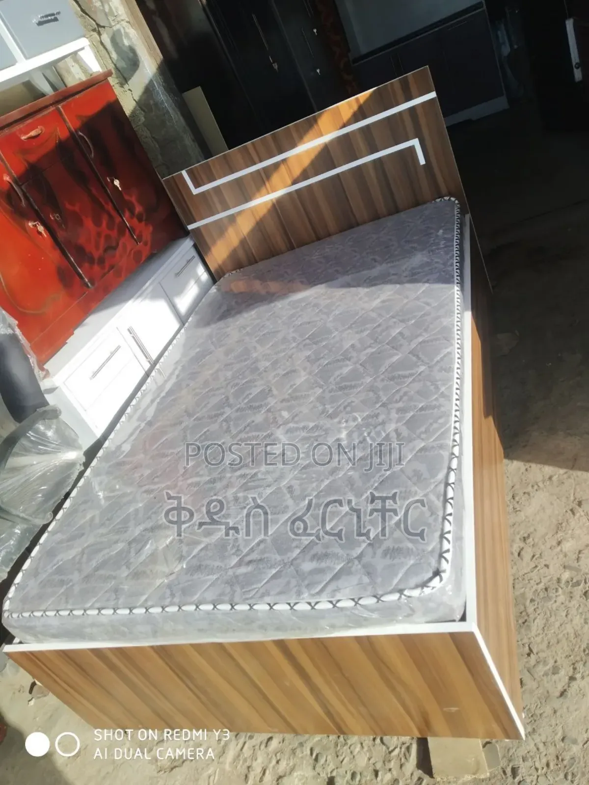 ቁምሳጥን + አልጋ + ፍራሽ + ባለ 3 ሶፋ ሙሉ ፓኬጅ