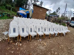 Photo - Quality Modern Leather Chairs