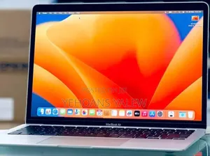 New Laptop Apple MacBook Pro M1 8GB Apple M1 Pro SSD 256GB
