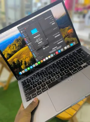 New Laptop Apple MacBook Pro 2020 8GB Apple M1 Pro SSD 512GB
