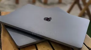 New Laptop Apple MacBook Pro 2020 8GB Apple M1 Pro SSD 512GB