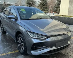 Photo - New BYD E2 43 kWh 94 hp FWD 2025 Gray
