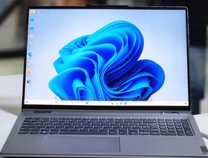 Photo - New Laptop Lenovo Yoga 7i 16GB Intel Core I7 SSD 1T