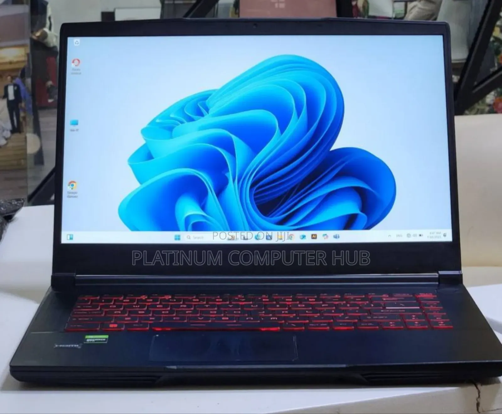 Laptop MSI GF63 12GB Intel Core I5 SSD 512GB