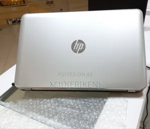 Laptop HP Pavilion 15 4GB AMD A6 HDD 1T