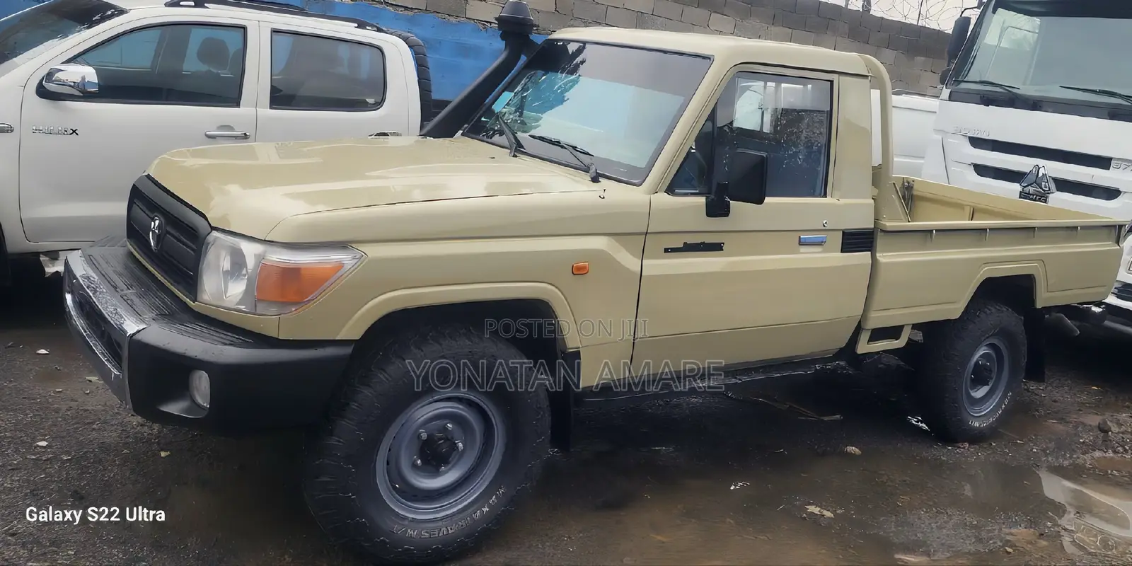 Toyota Land Cruiser 2019 Gold