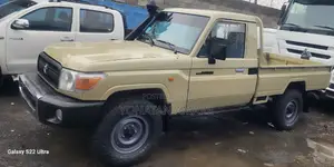 Toyota Land Cruiser 2019 Gold